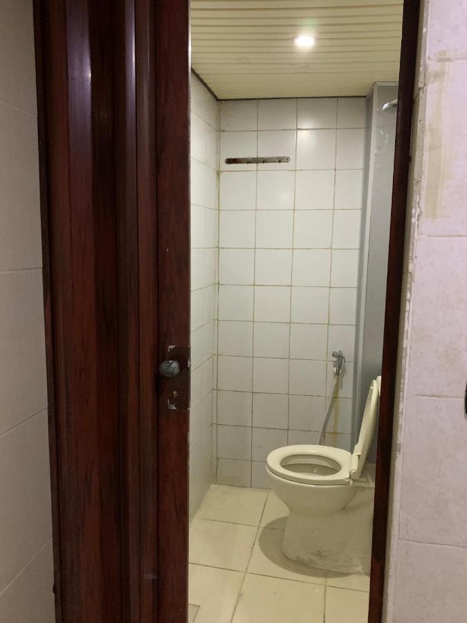 Alaamira Furnished Apartments Beiroet Buitenkant foto
