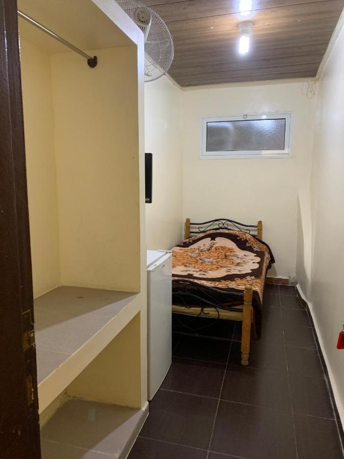 Alaamira Furnished Apartments Beiroet Buitenkant foto
