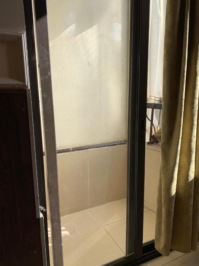 Alaamira Furnished Apartments Beiroet Buitenkant foto